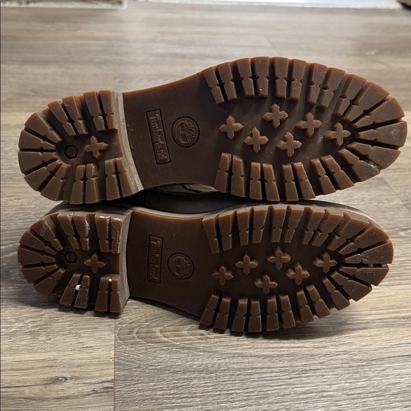 Timberland Women's Brown Ankle Booties - Picture 2 of 4